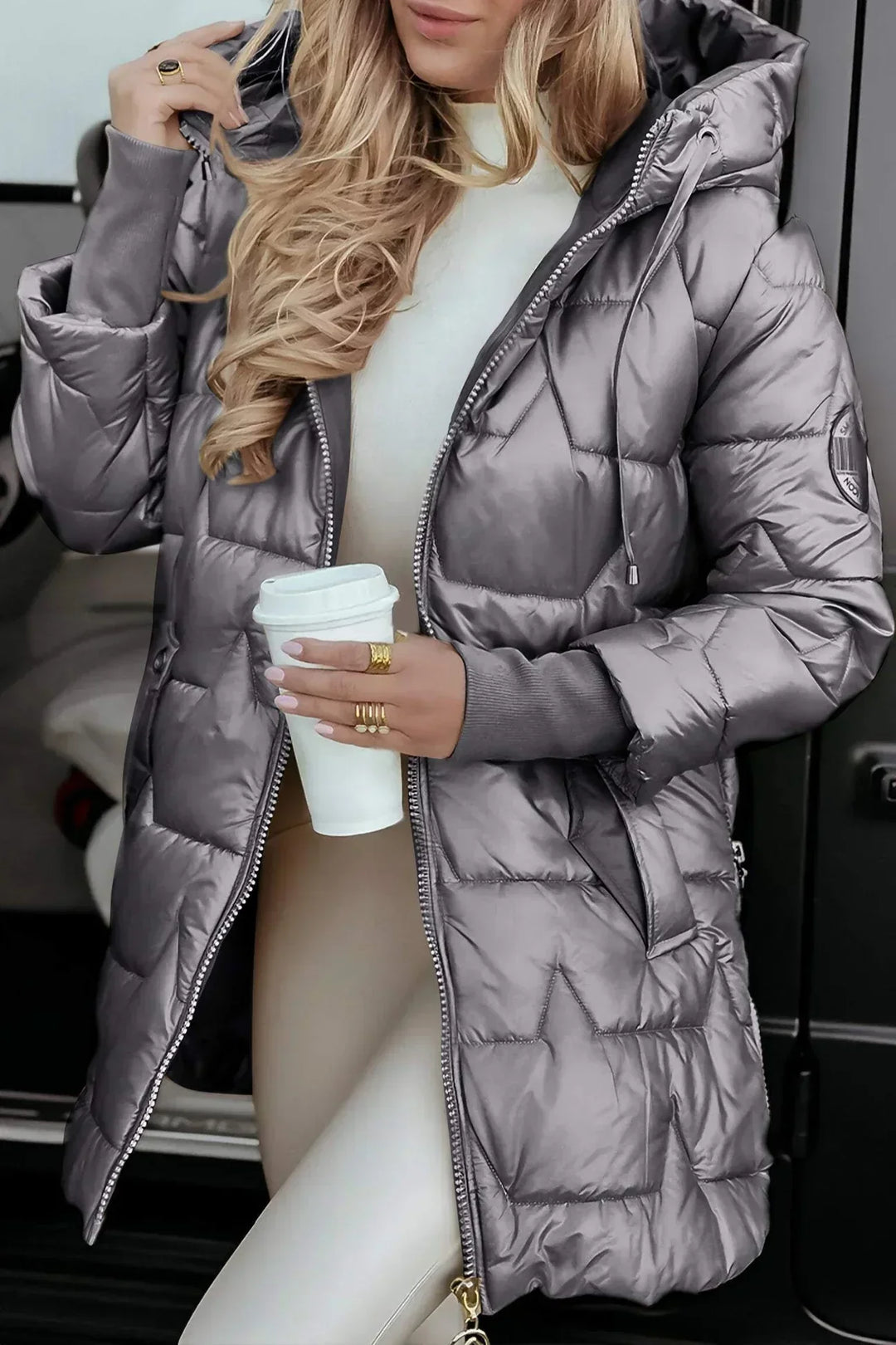 Anete Winter Grace – siltums un elegance vienā mētelī